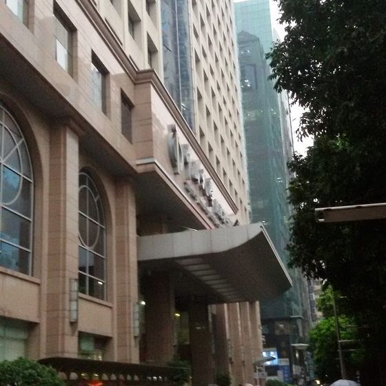 The First Affiliated Hospital, Sun Yat-sen University (中山大学附属第一医院) building exterior
